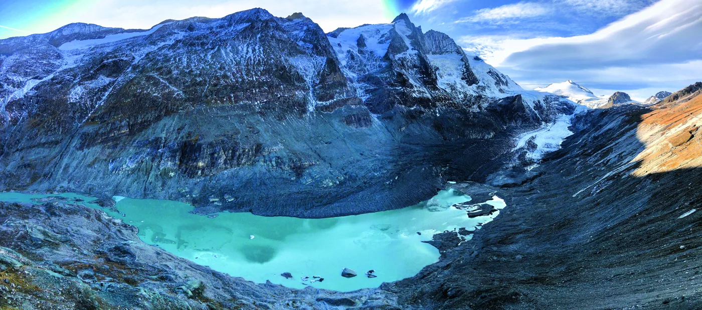 Pasterze-Gletscher unterhalb des Großglockners Pasterze-Gletscher unterhalb des Großglockners